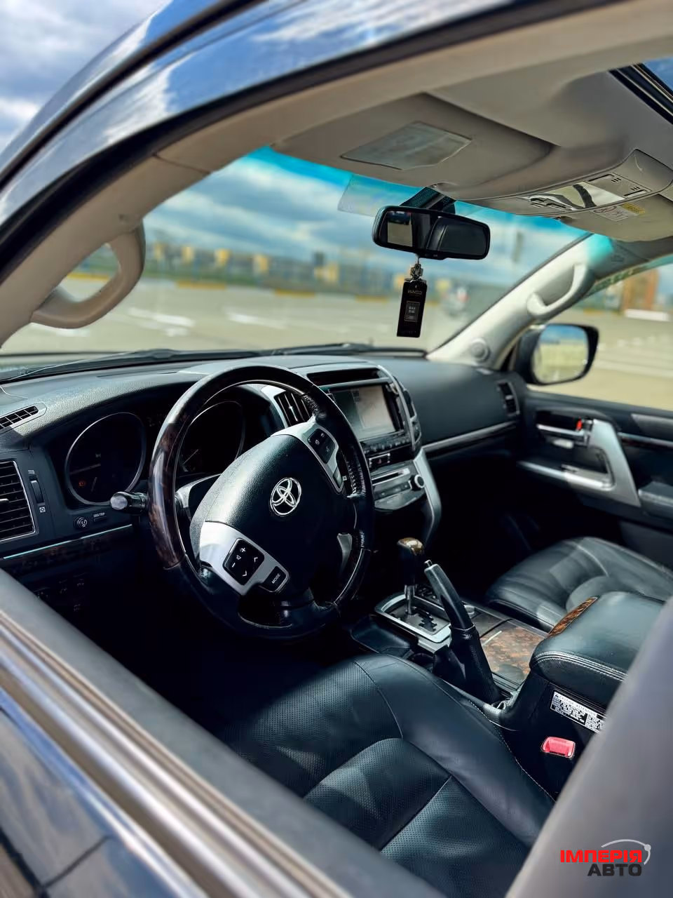 Toyota Land Cruiser - фото 9