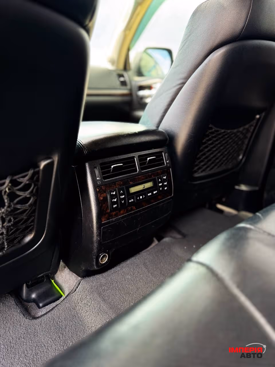 Toyota Land Cruiser - фото 11