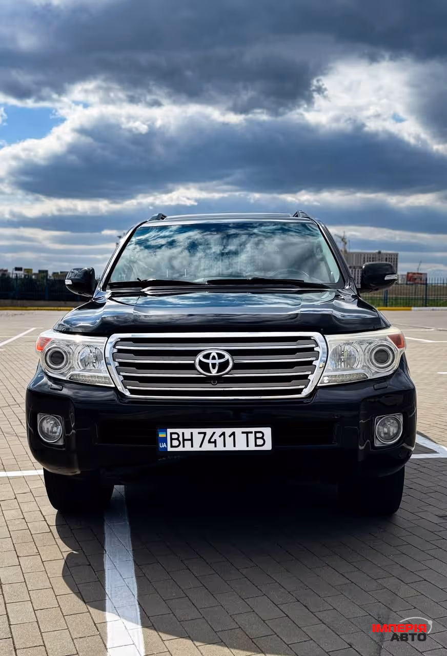 Toyota Land Cruiser - фото 2