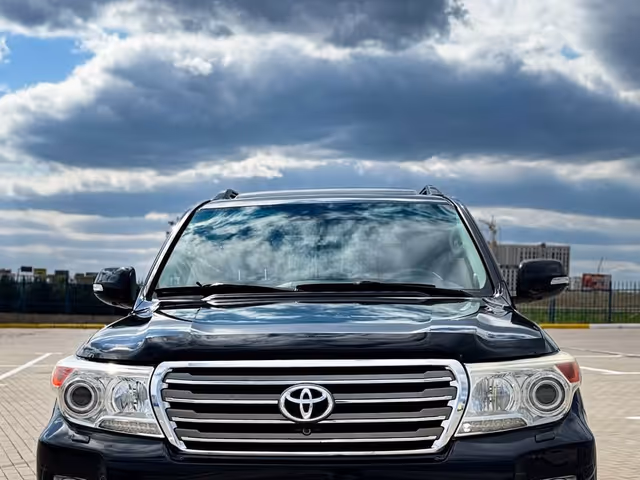 Toyota Land Cruiser - фото 2