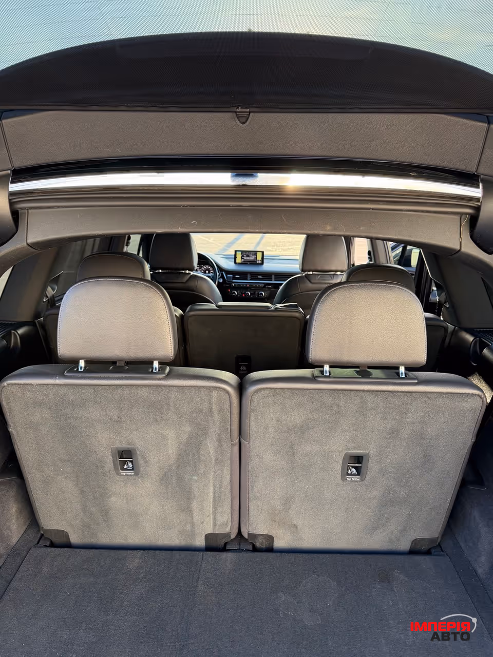 Audi Q7 - фото 28