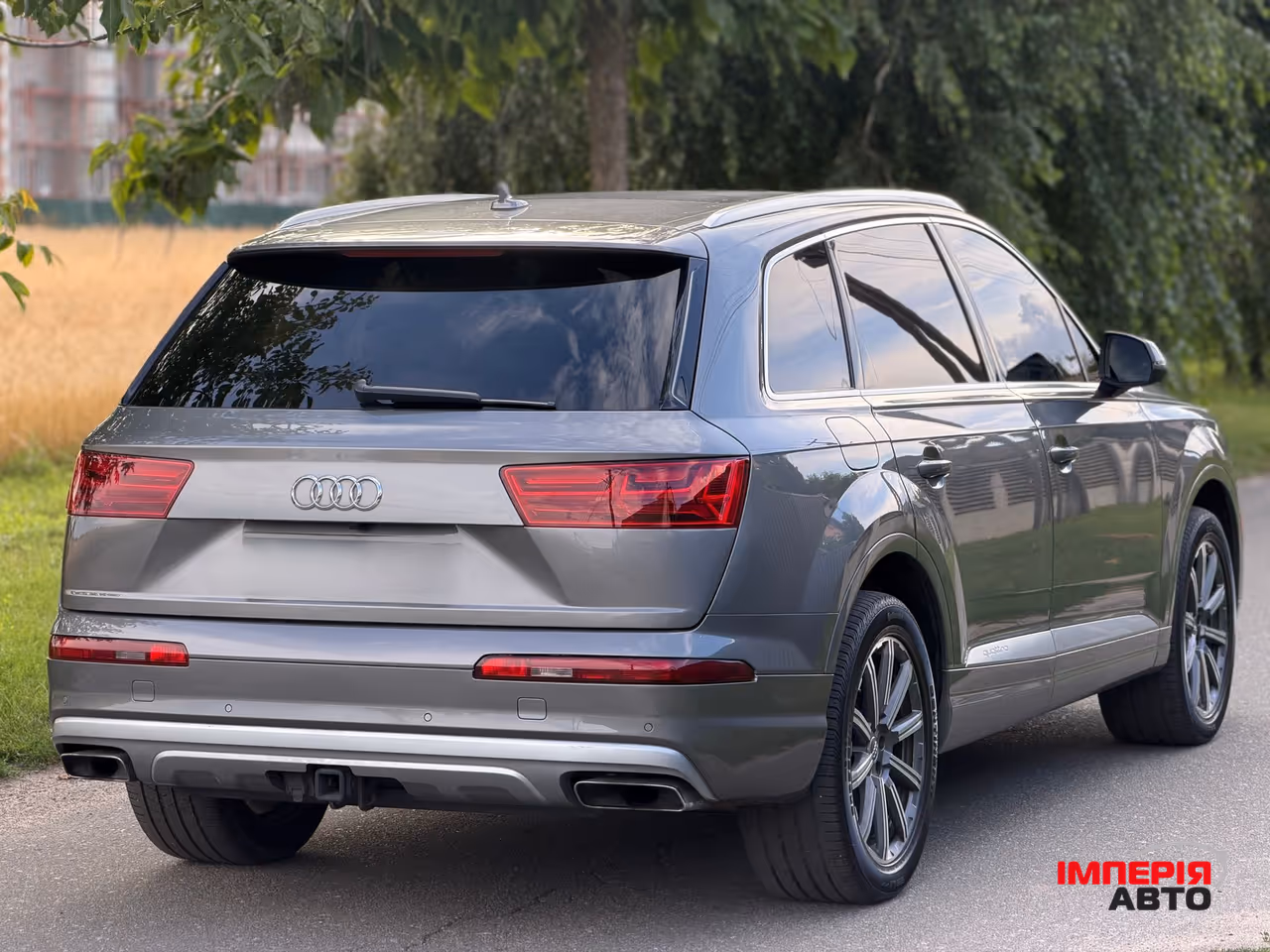 Audi Q7 - фото 4