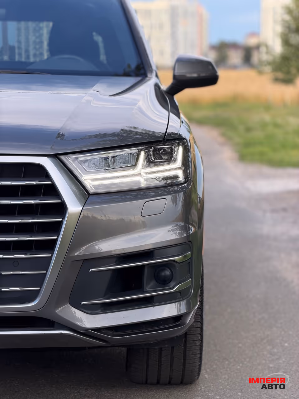Audi Q7 - фото 10