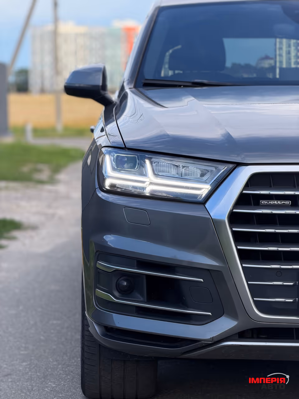 Audi Q7 - фото 9