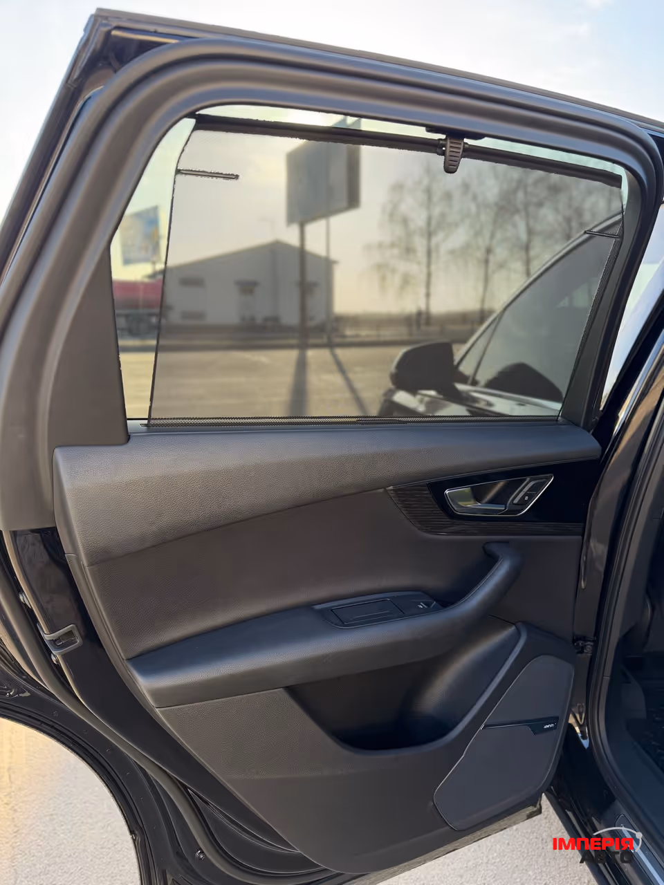 Audi Q7 - фото 21