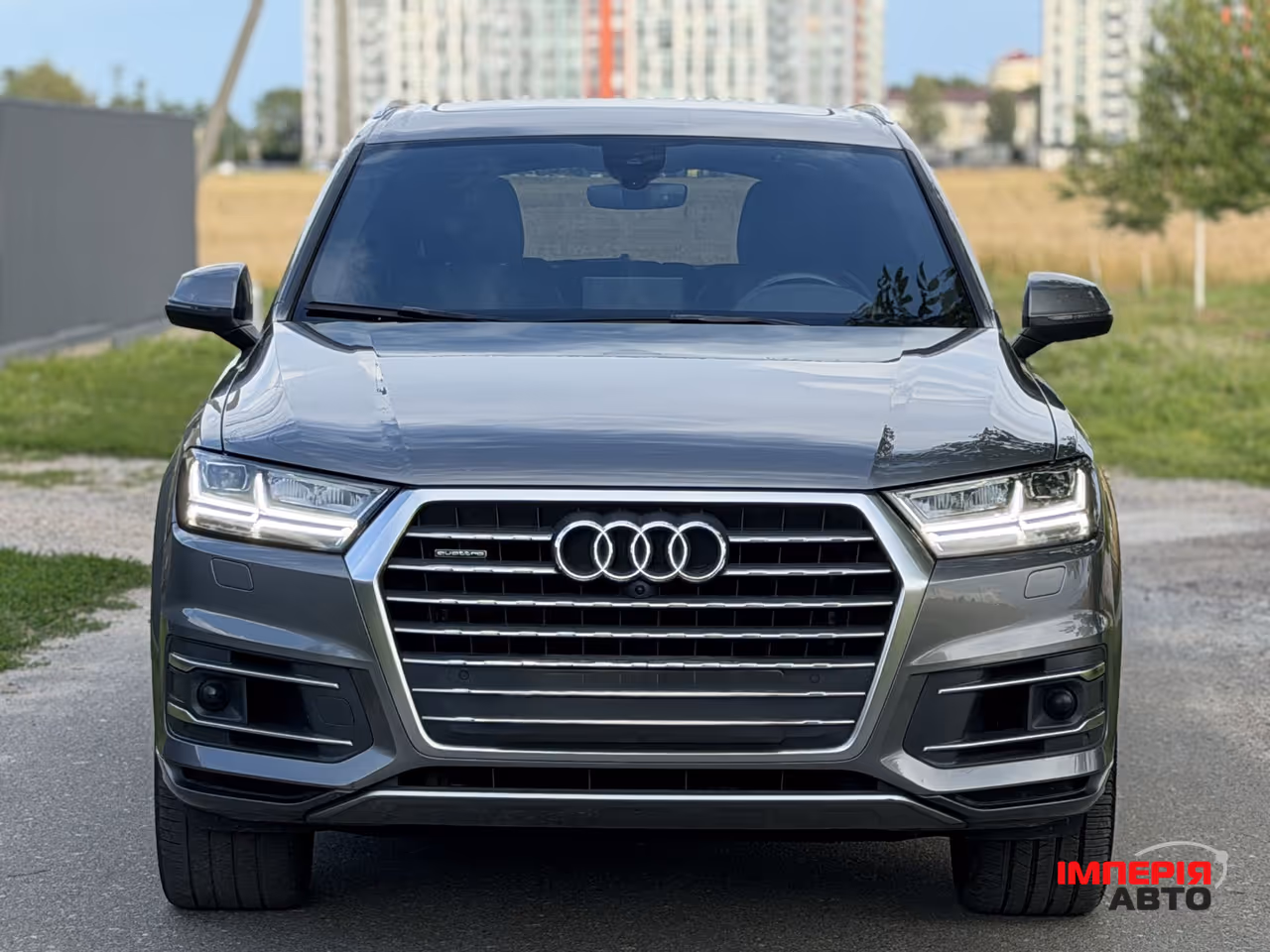 Audi Q7 - фото 2