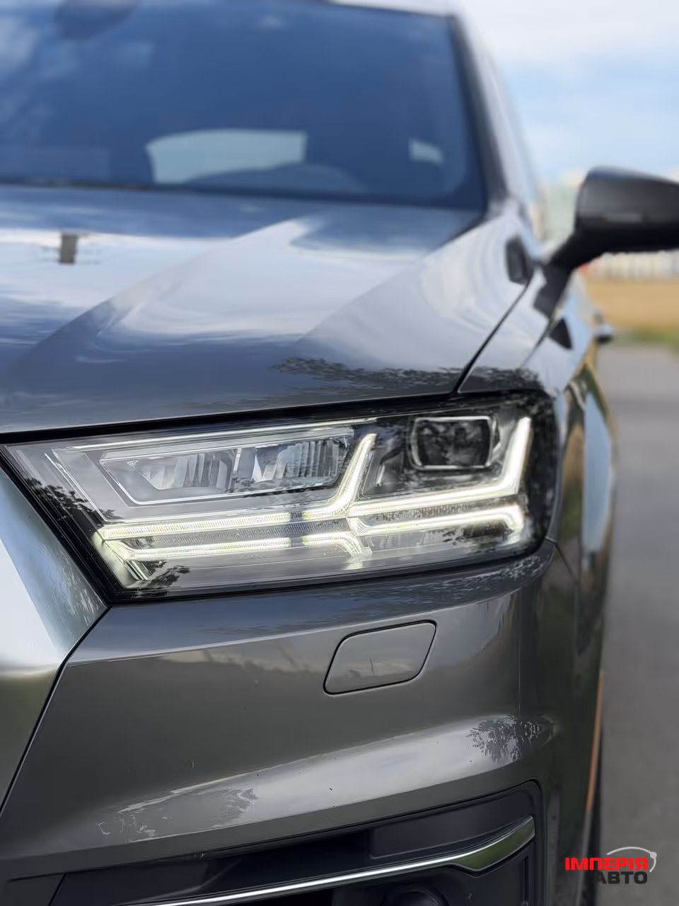 Audi Q7 - фото 11