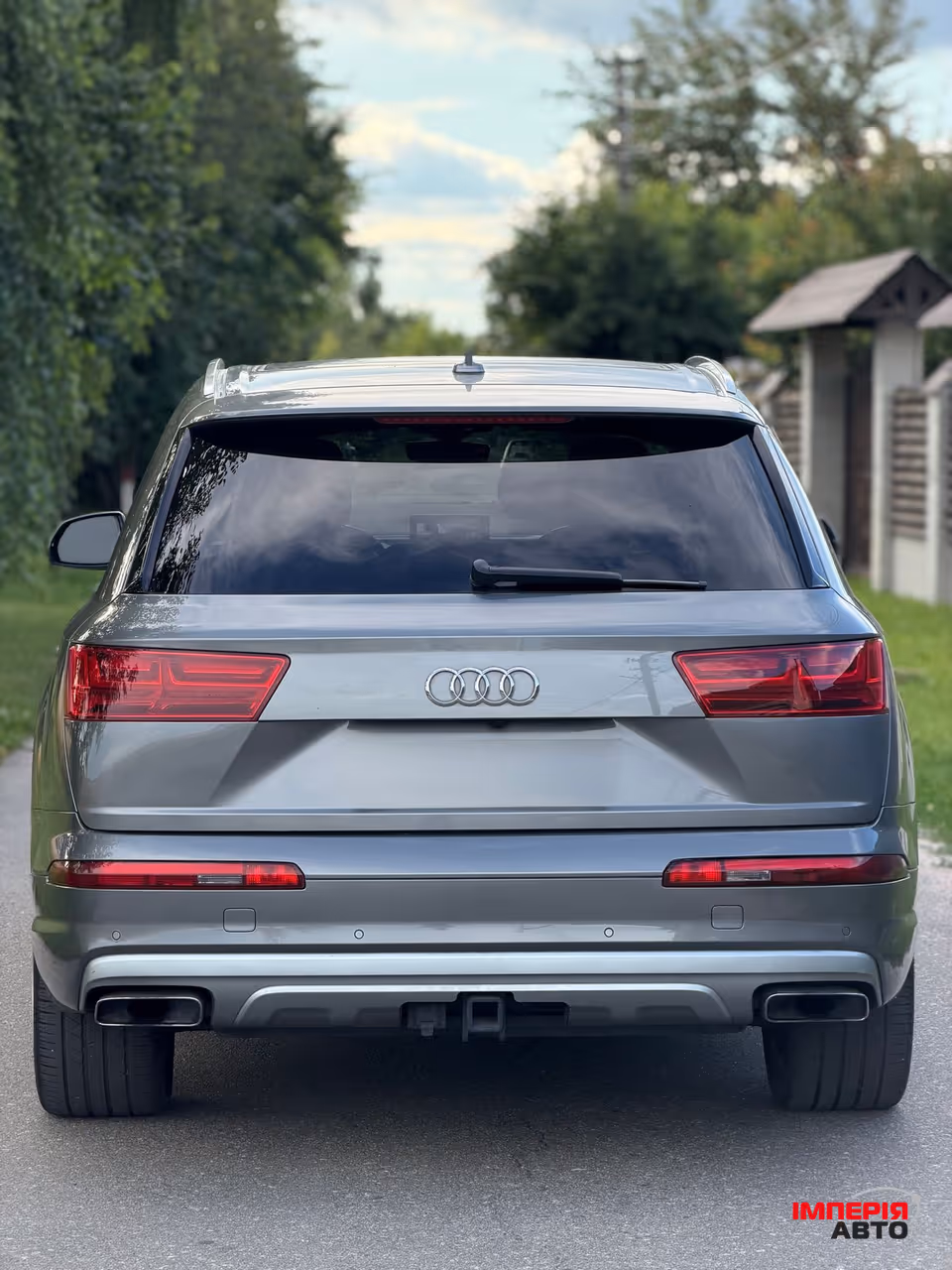 Audi Q7 - фото 14
