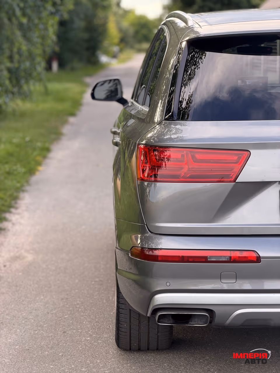 Audi Q7 - фото 12
