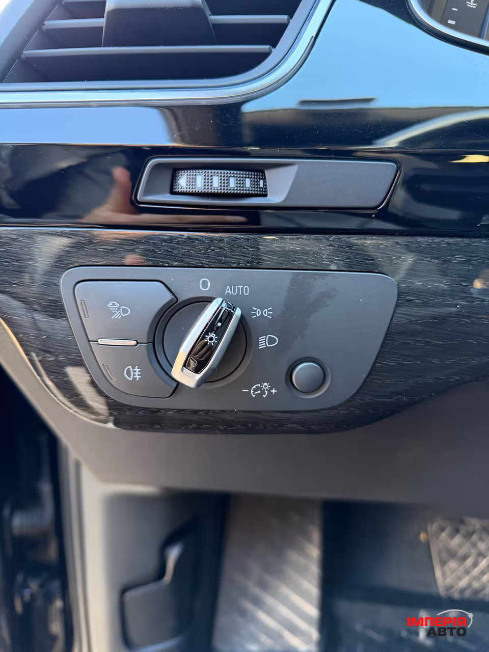 Audi Q7 - фото 27