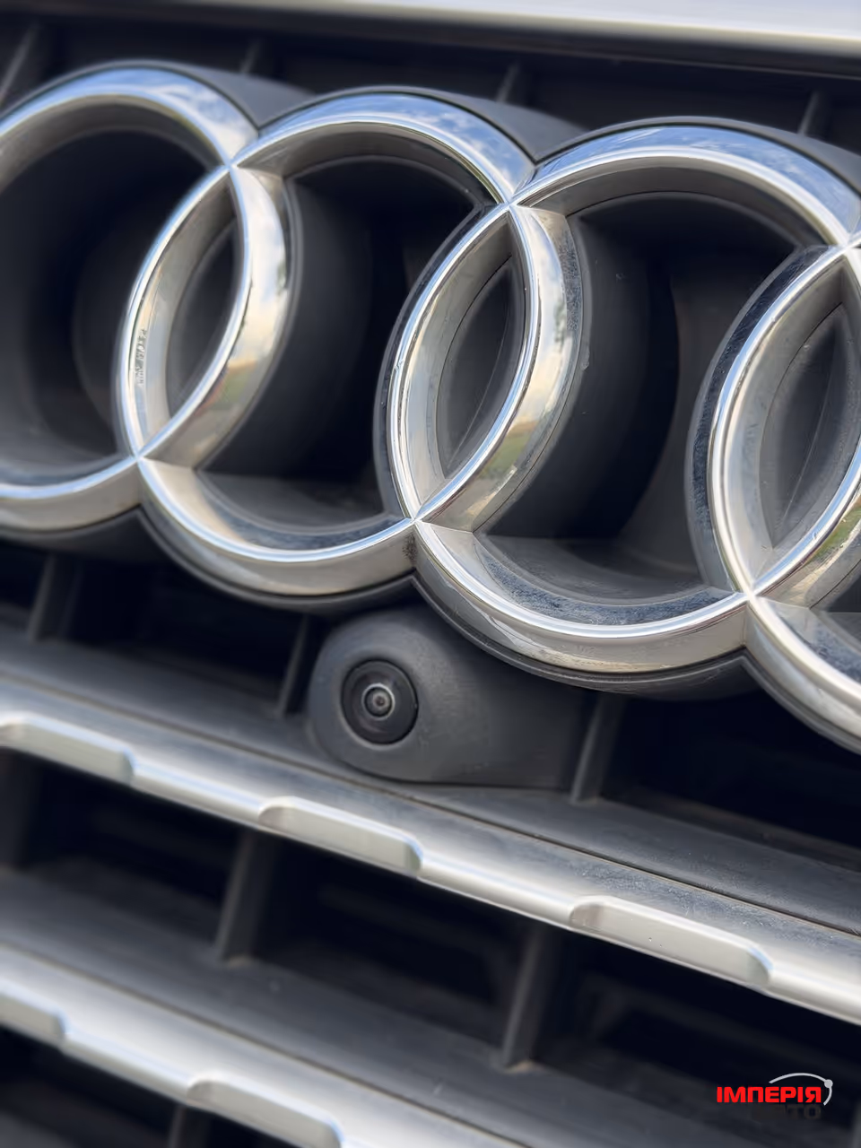 Audi Q7 - фото 18