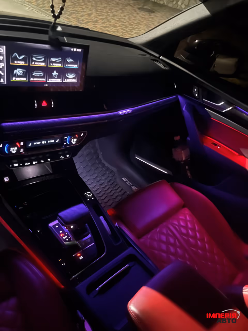 Audi SQ5 - фото 4