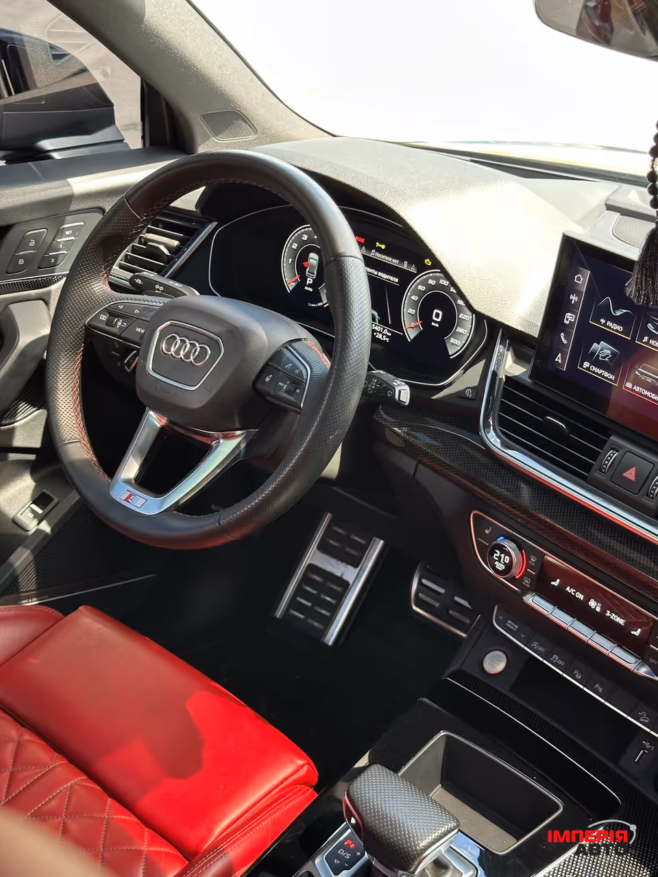 Audi SQ5 - фото 8