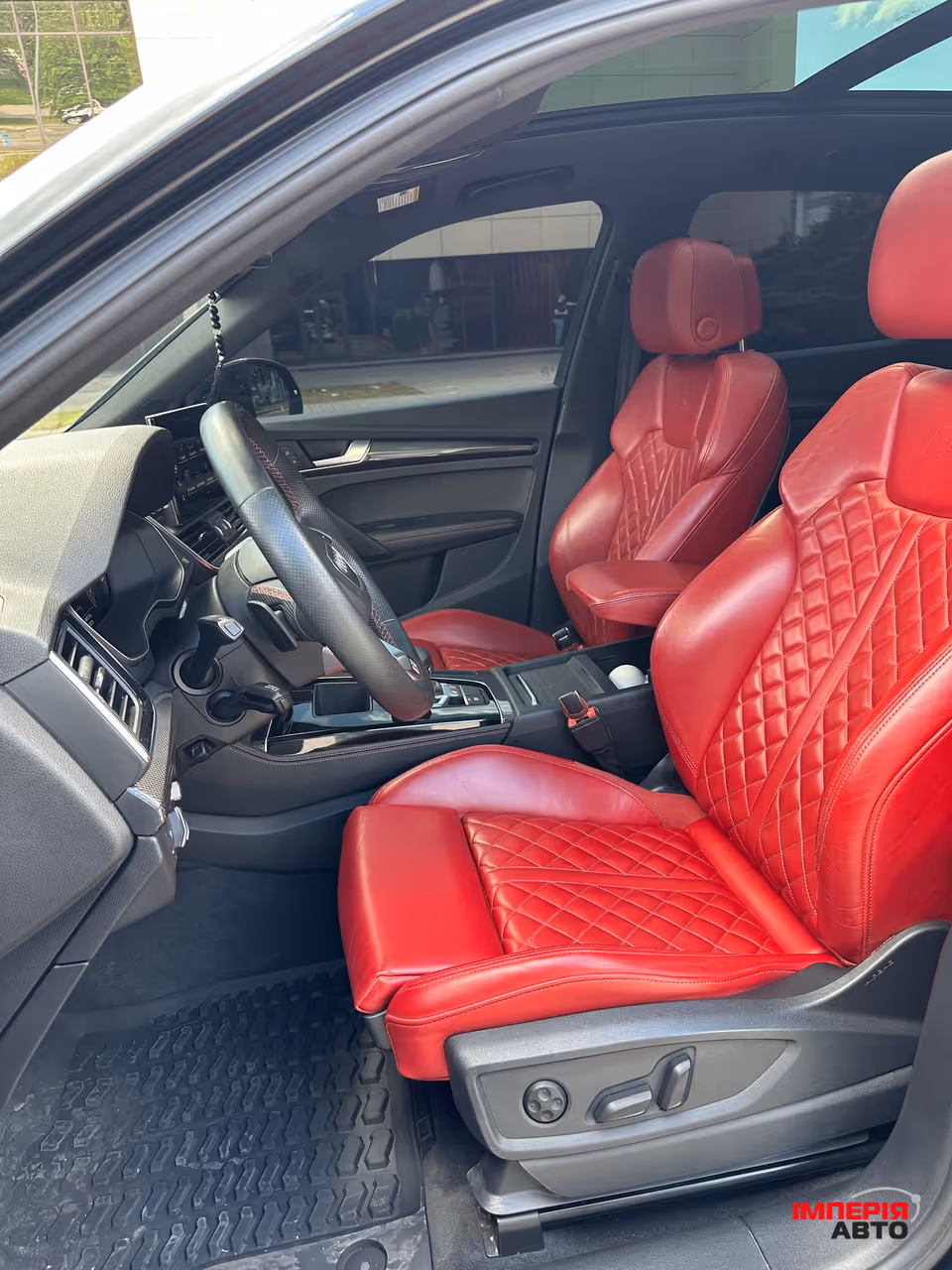 Audi SQ5 - фото 7