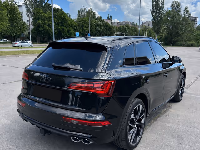 Audi SQ5 - фото 3