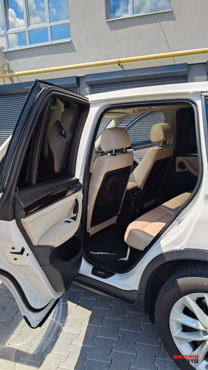 BMW X3 - фото 12
