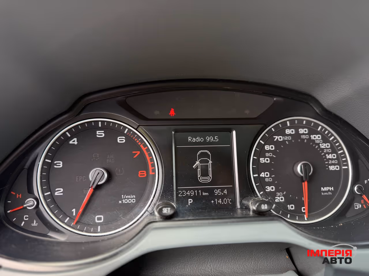 Audi Q5 - фото 16