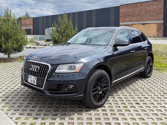 Audi Q5 - фото 1