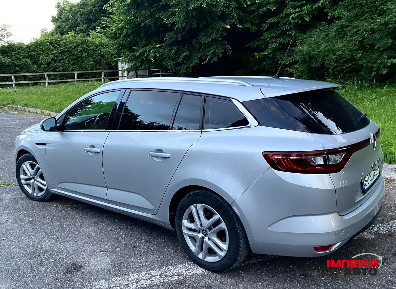 Renault Megane - фото 4