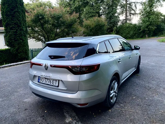 Renault Megane - фото 3