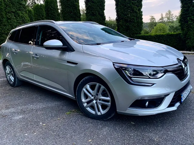 Renault Megane - фото 2