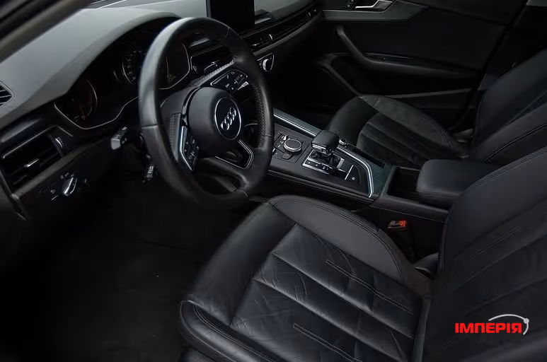 Audi A4 - фото 15