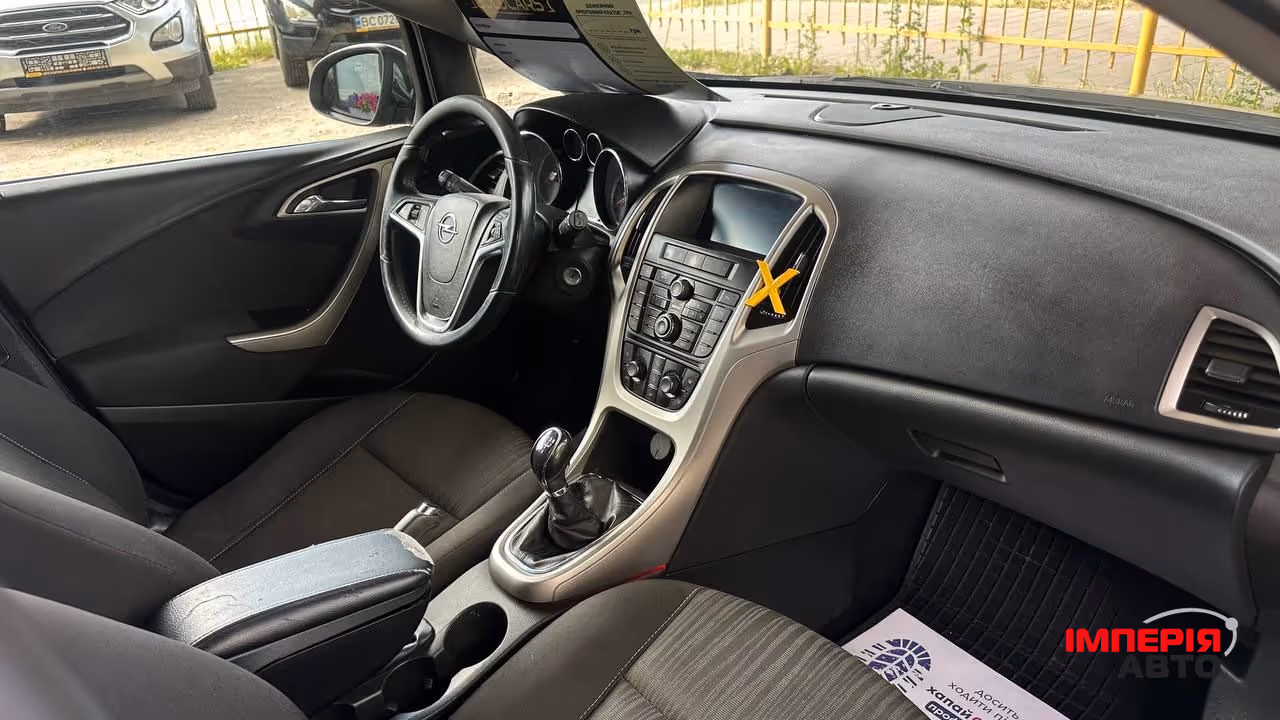Opel Astra - фото 8