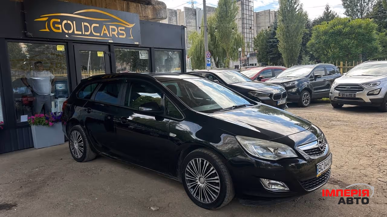 Opel Astra - фото 2