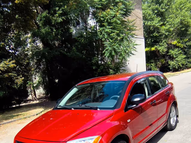 Dodge Caliber - фото 2