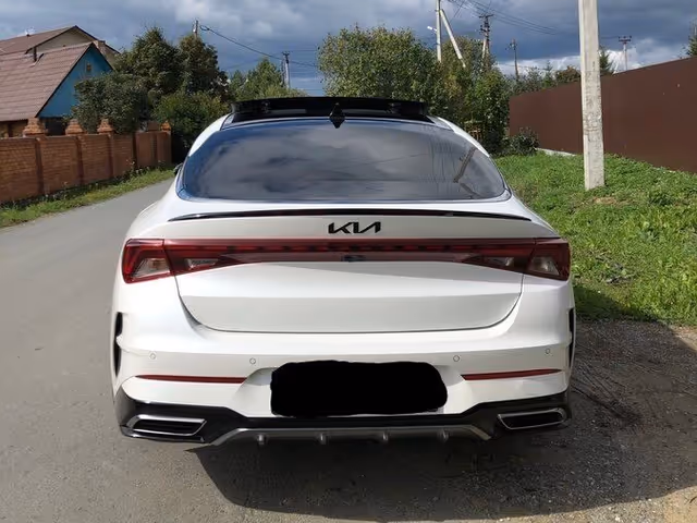 Kia K5 - фото 5