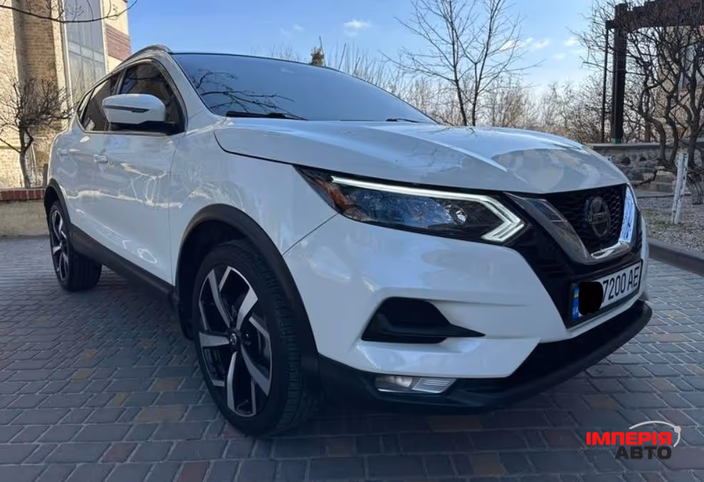 Nissan Rogue Sport - фото 1