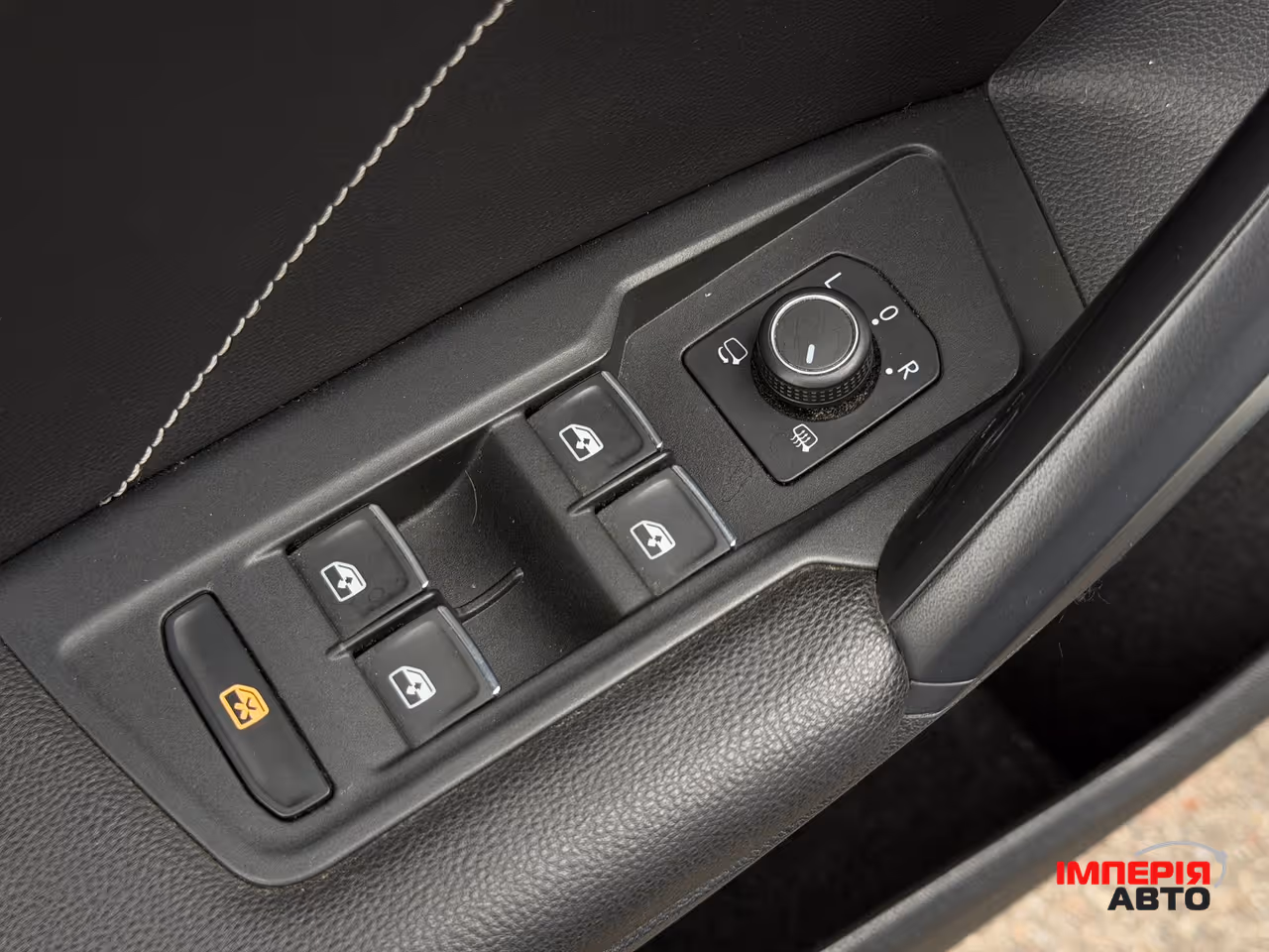 Volkswagen Tiguan - фото 19