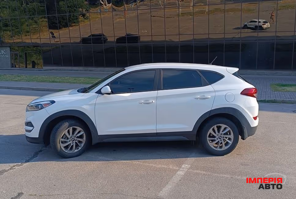 Hyundai Tucson - фото 2