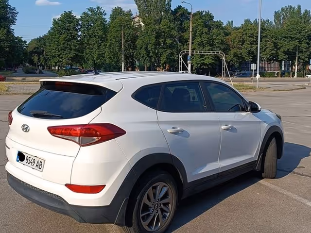 Hyundai Tucson - фото 4