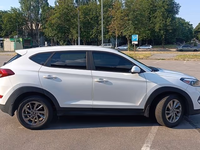 Hyundai Tucson - фото 5