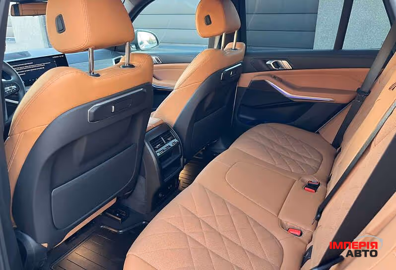 BMW X5 - фото 6