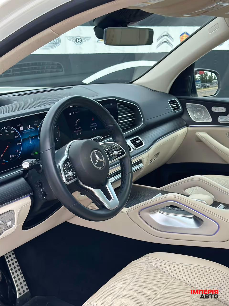 Mercedes-Benz GLS - фото 8