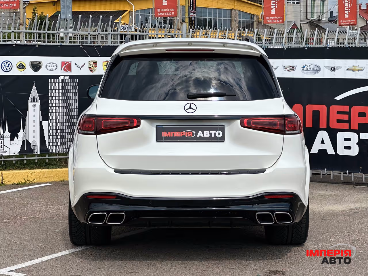 Mercedes-Benz GLS - фото 5