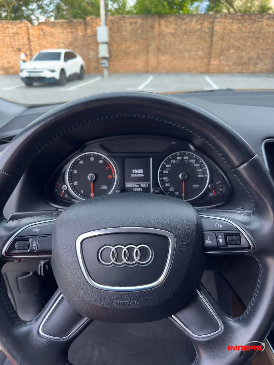 Audi Q5 - фото 19