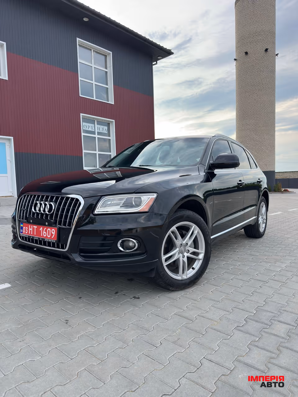 Audi Q5 - фото 1