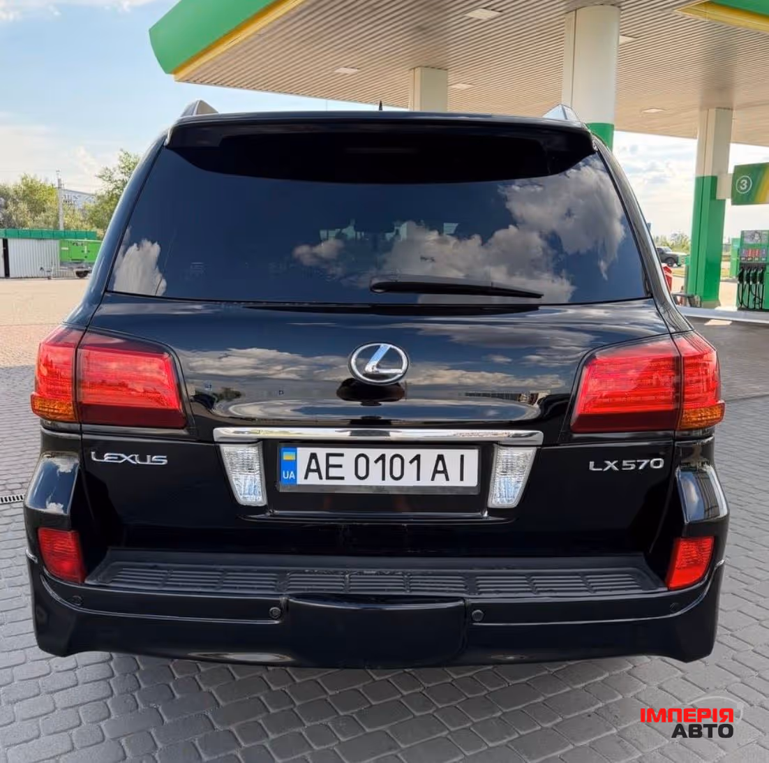 Lexus LX - фото 5