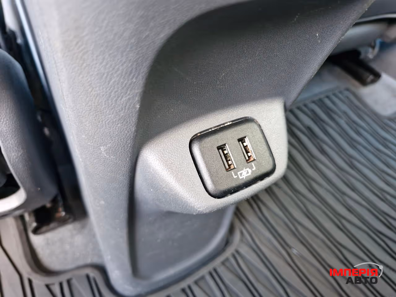 Opel Ampera - фото 10