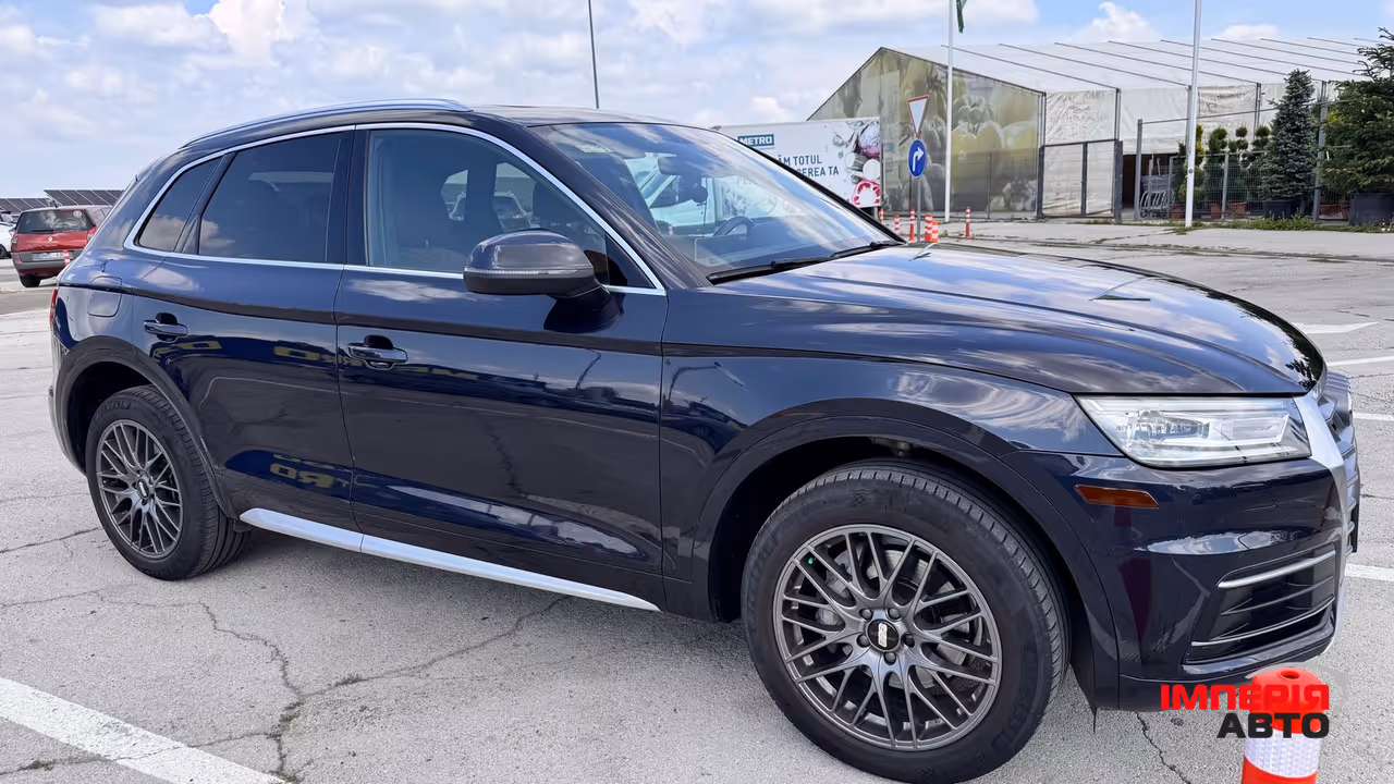 Audi Q5 - фото 16
