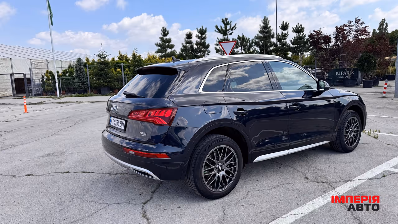 Audi Q5 - фото 14