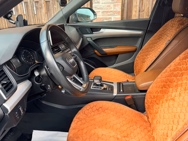 Audi Q5 - фото 4
