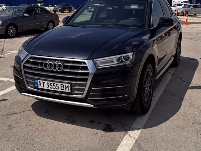 Audi Q5 - фото 2