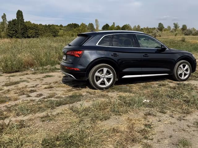 Audi Q5 - фото 3
