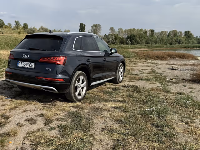 Audi Q5 - фото 2