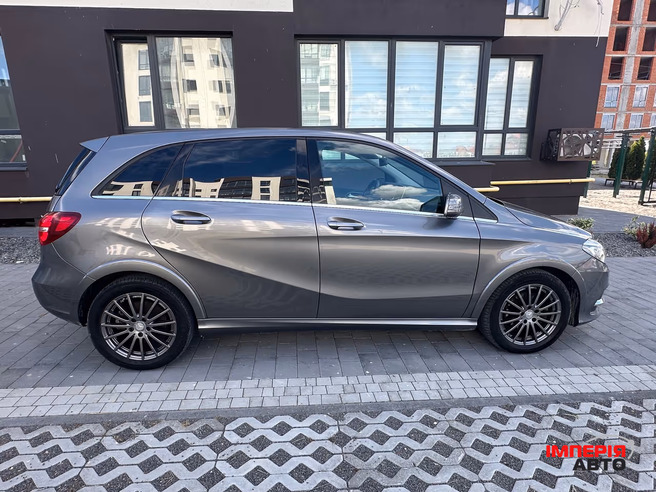 Mercedes-Benz B-Класс - фото 12