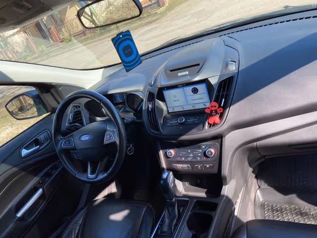 Ford Escape - фото 3